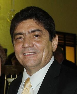 Armando Tello (oftalmólogo)