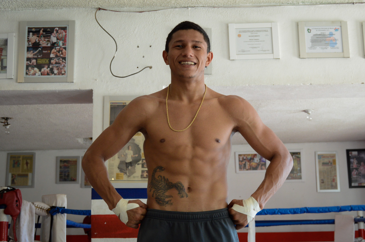 Miguel ‘Alacrán’ Berchelt (boxeador)